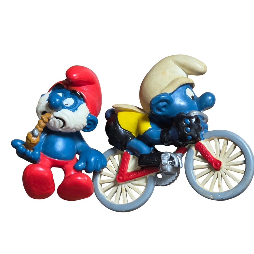 Lot of 2 Vintage 1991 Peyo Smurfs Papa Smurf Pipe & Cyclist Smurf PVC Figurines